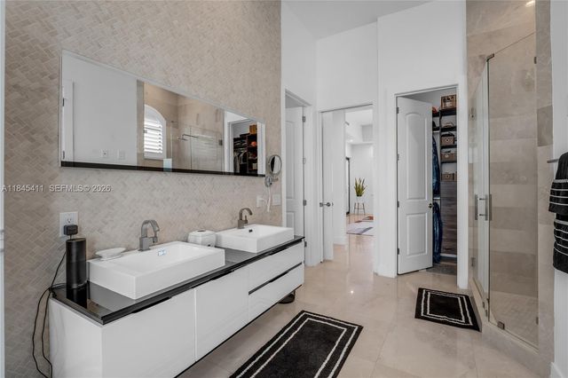 331 SW 124th Avenue, Miami, FL 33184
