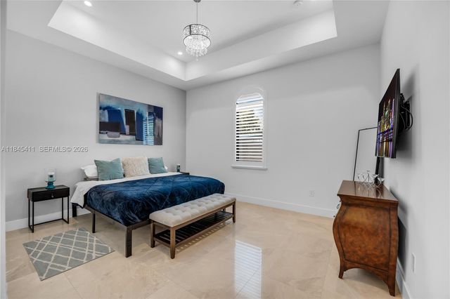 331 SW 124th Avenue, Miami, FL 33184