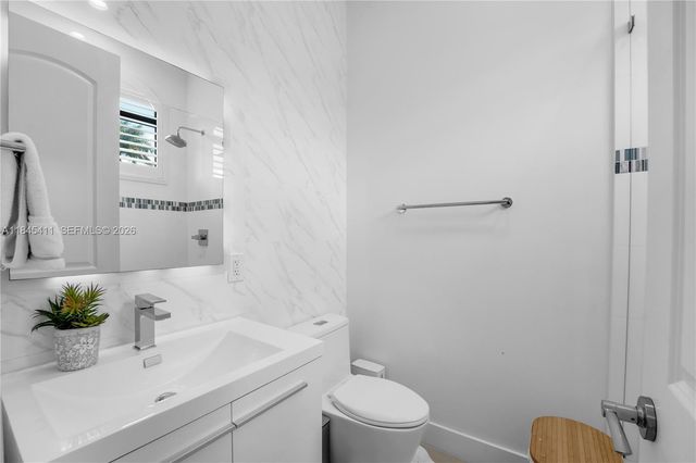 331 SW 124th Avenue, Miami, FL 33184