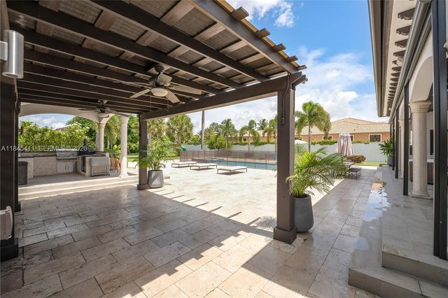 331 SW 124th Avenue, Miami, FL 33184
