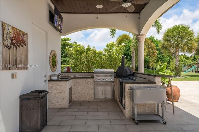 331 SW 124th Avenue, Miami, FL 33184
