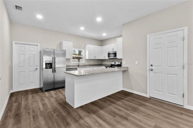 5013 FINDERS COURT, Tampa, FL 33617
