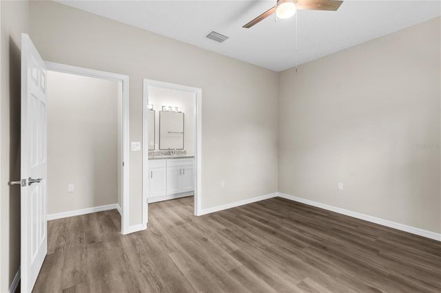 5013 FINDERS COURT, Tampa, FL 33617