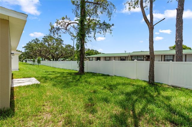 5013 FINDERS COURT, Tampa, FL 33617