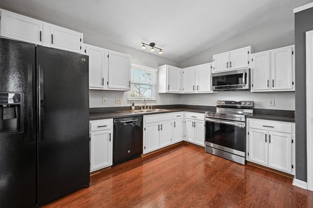 9897 Flagstone Drive, Independence, KY 41051