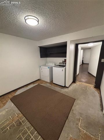 2079 Sussex Lane, Colorado Springs, CO 80909