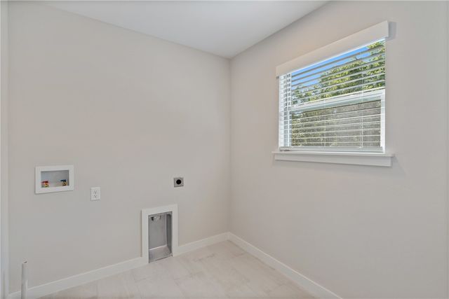 13 Carrick Drive, Bella Vista, AR 72715