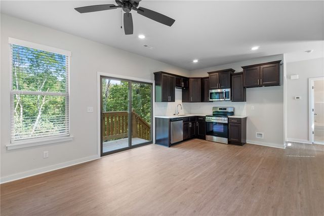 13 Carrick Drive, Bella Vista, AR 72715