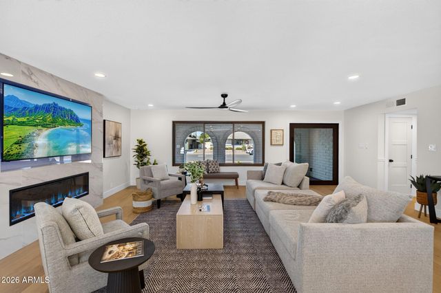 1127 E WATSON Drive, Tempe, AZ 85283