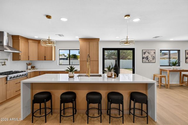 1127 E WATSON Drive, Tempe, AZ 85283