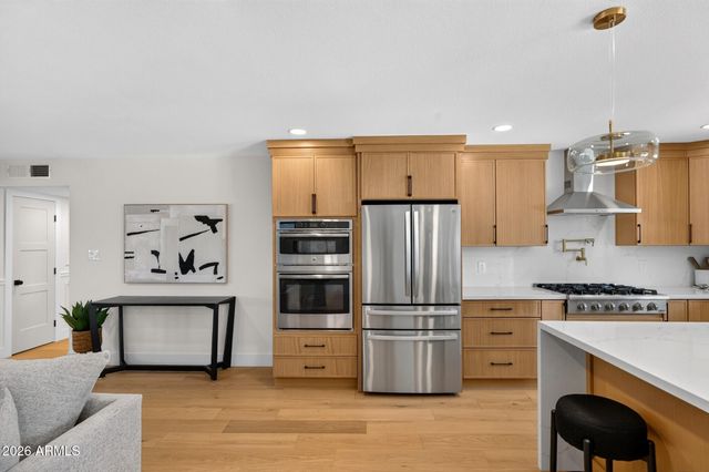 1127 E WATSON Drive, Tempe, AZ 85283