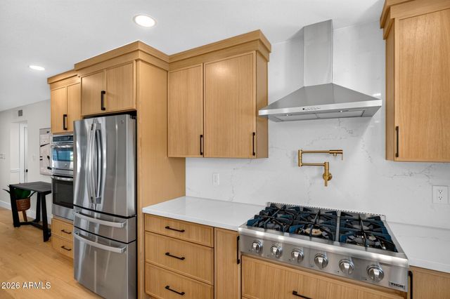 1127 E WATSON Drive, Tempe, AZ 85283
