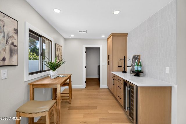 1127 E WATSON Drive, Tempe, AZ 85283