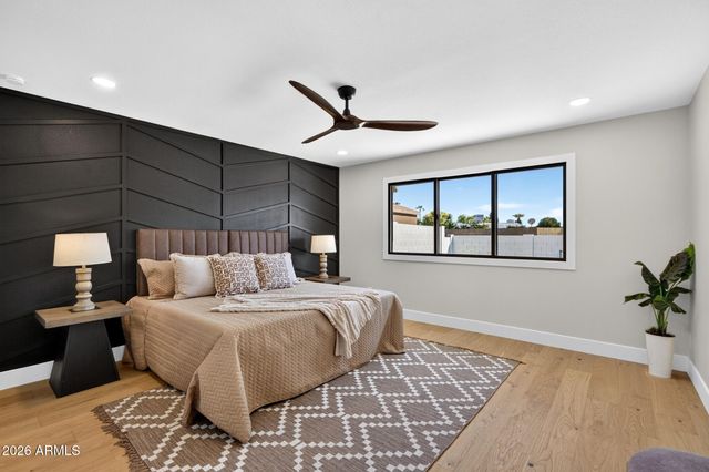 1127 E WATSON Drive, Tempe, AZ 85283