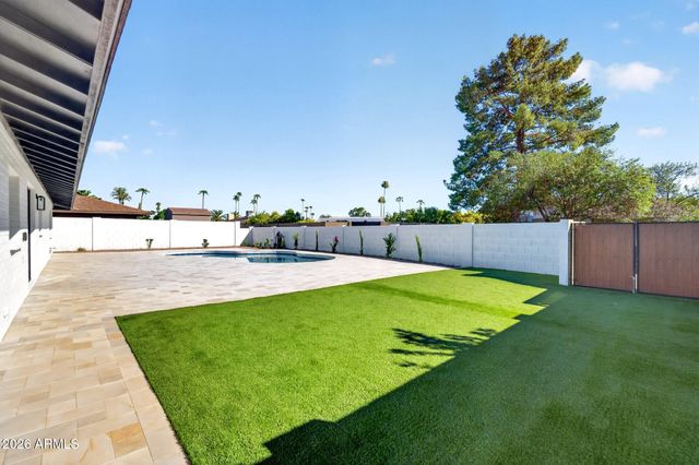 1127 E WATSON Drive, Tempe, AZ 85283