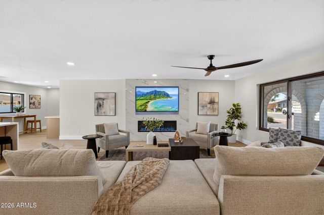 1127 E WATSON Drive, Tempe, AZ 85283