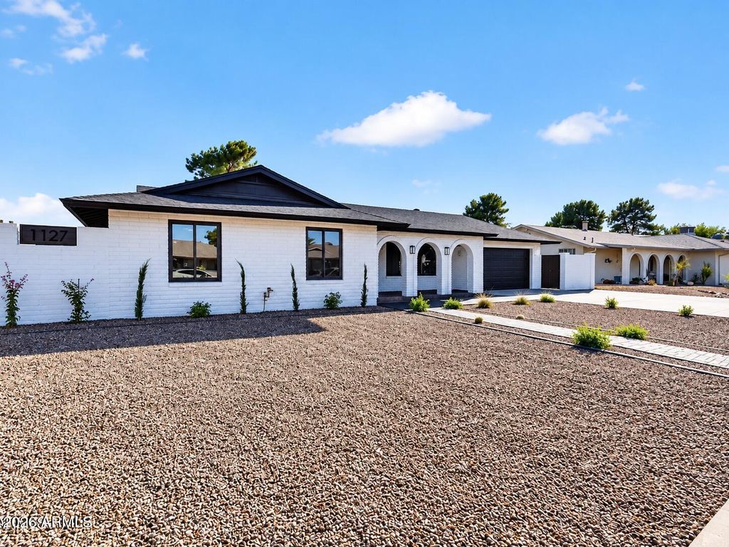 1127 E WATSON Drive, Tempe, AZ 85283 — photo 3