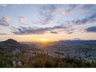 S 73rd St, Springfield, OR 97478