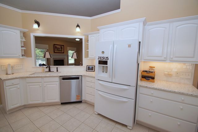 5260 FRIENDSHIP Drive 5260, Davenport, IA 52804