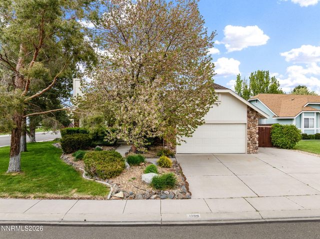 1709 Lantana Drive, Minden, NV 89423