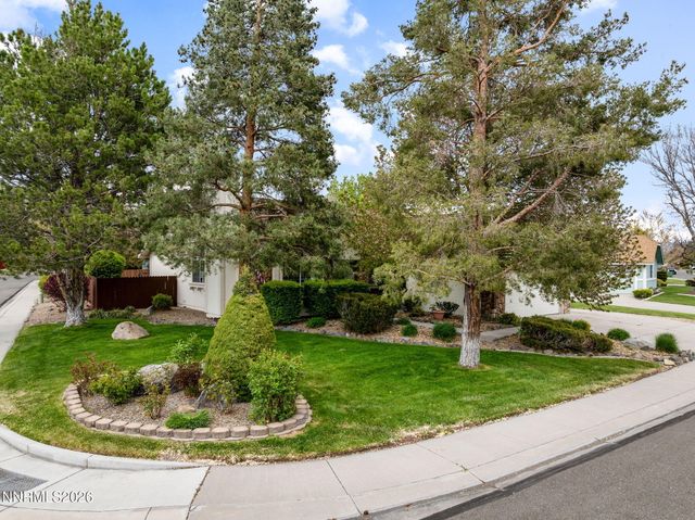 1709 Lantana Drive, Minden, NV 89423