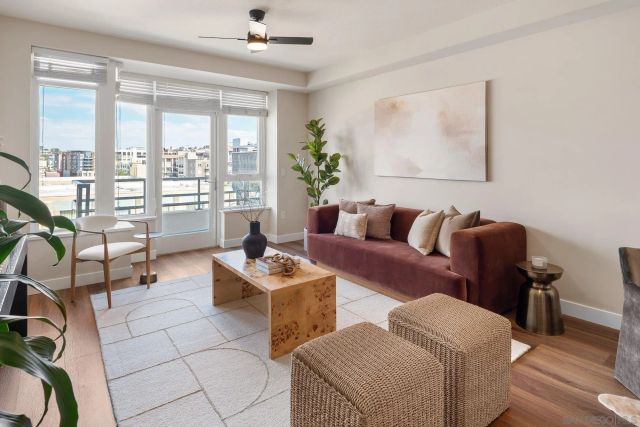 825 W Beech Street 403, San Diego, CA 92101