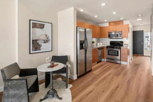 825 W Beech Street 403, San Diego, CA 92101