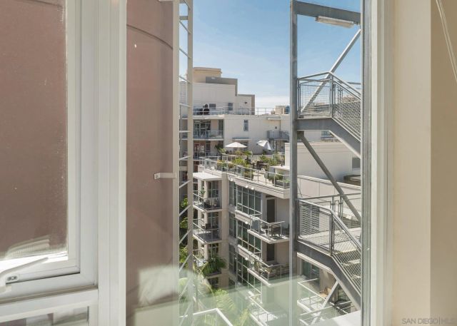 825 W Beech Street 403, San Diego, CA 92101