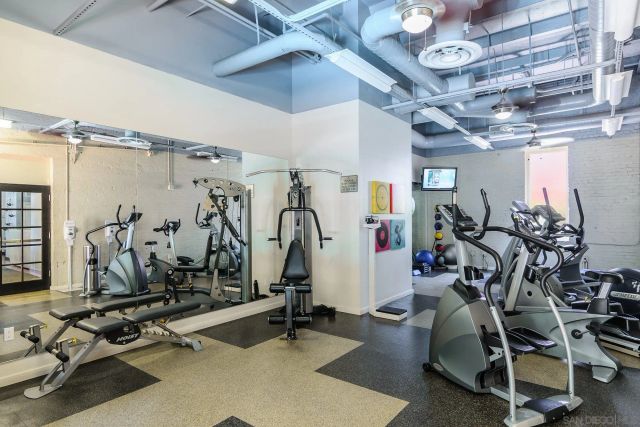 825 W Beech Street 403, San Diego, CA 92101