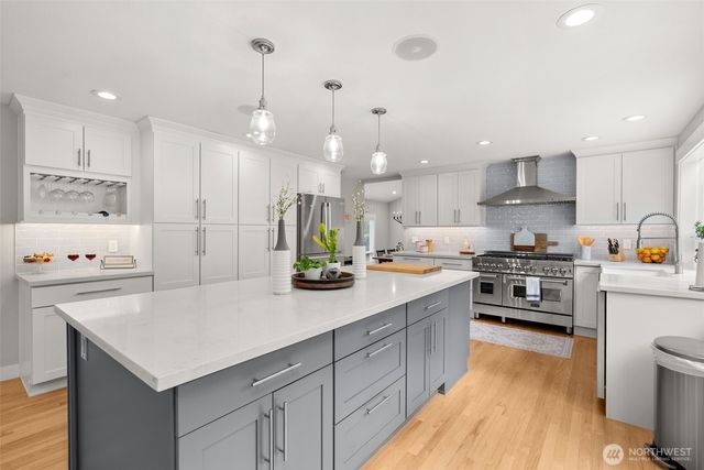 32 Cascade Key, Bellevue, WA 98006
