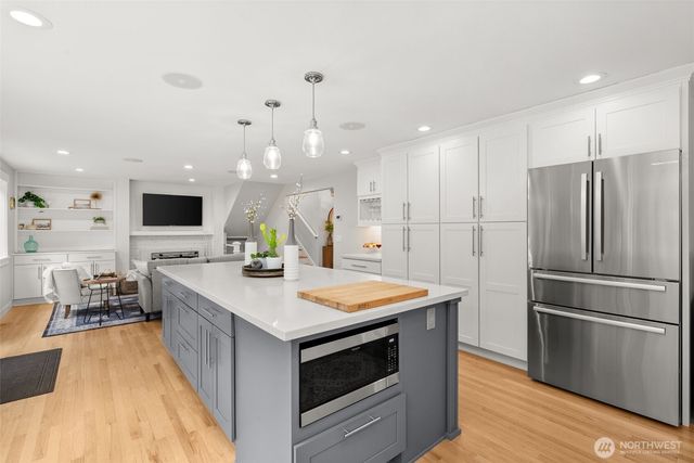 32 Cascade Key, Bellevue, WA 98006