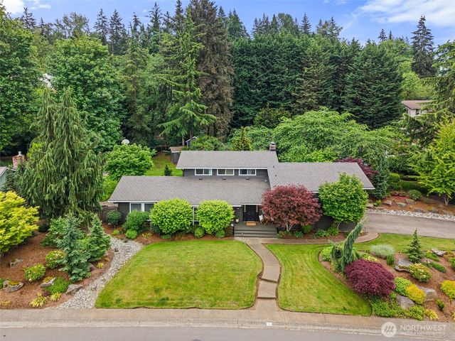 32 Cascade Key, Bellevue, WA 98006