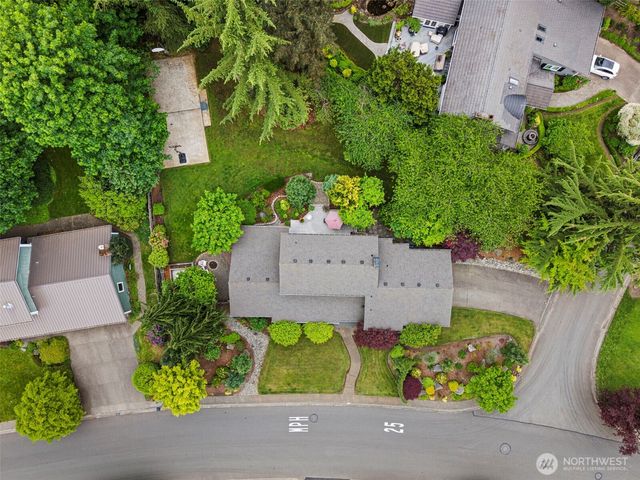 32 Cascade Key, Bellevue, WA 98006