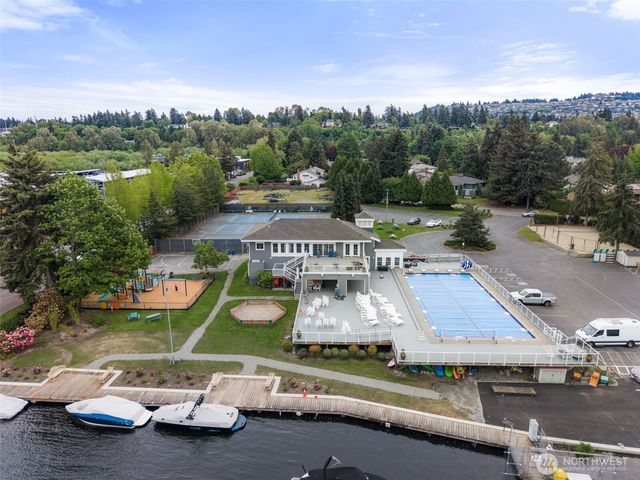 32 Cascade Key, Bellevue, WA 98006