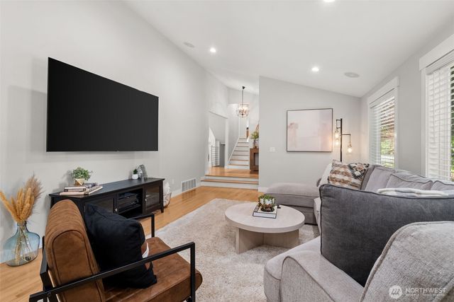 32 Cascade Key, Bellevue, WA 98006