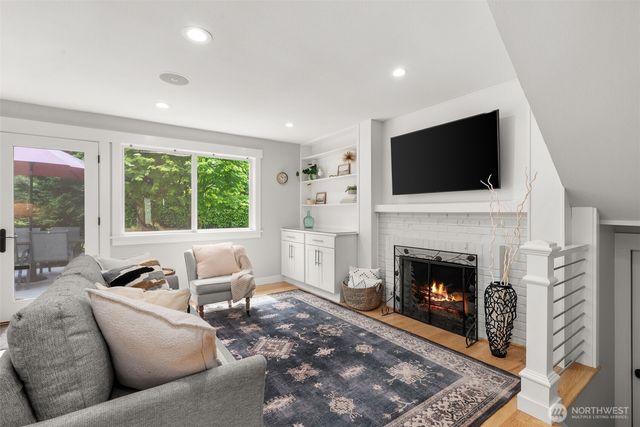 32 Cascade Key, Bellevue, WA 98006