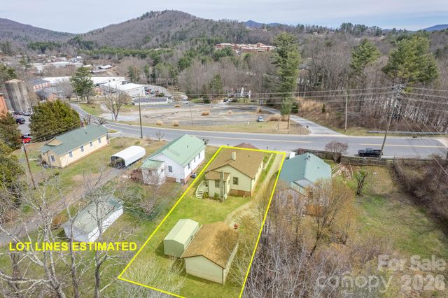400 Summit Avenue, Spruce Pine, NC 28777