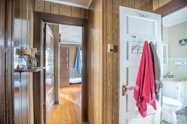 400 Summit Avenue, Spruce Pine, NC 28777