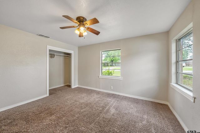 114 S Hearon Dr, Whitehouse, TX 75791