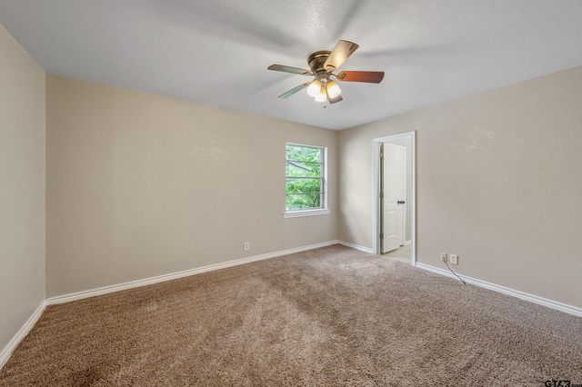 114 S Hearon Dr, Whitehouse, TX 75791