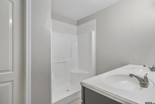 114 S Hearon Dr, Whitehouse, TX 75791