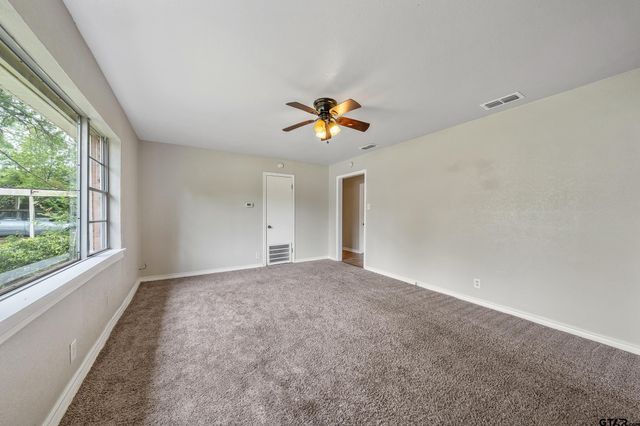 114 S Hearon Dr, Whitehouse, TX 75791