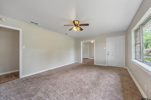 114 S Hearon Dr, Whitehouse, TX 75791