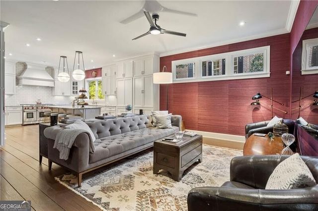 88 Peachtree Circle NE, Atlanta, GA 30309