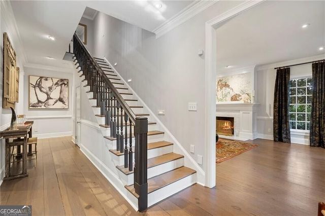 88 Peachtree Circle NE, Atlanta, GA 30309