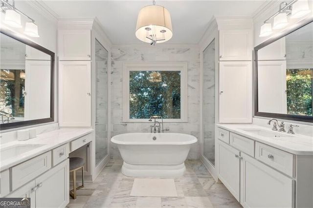 88 Peachtree Circle NE, Atlanta, GA 30309