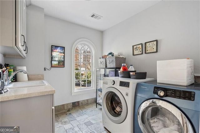 88 Peachtree Circle NE, Atlanta, GA 30309