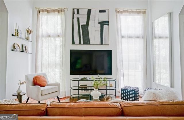 88 Peachtree Circle NE, Atlanta, GA 30309