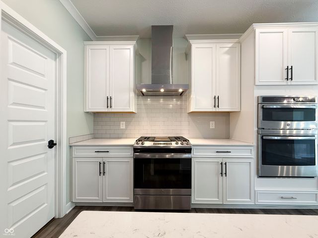 6807 Collisi Place, Brownsburg, IN 46112