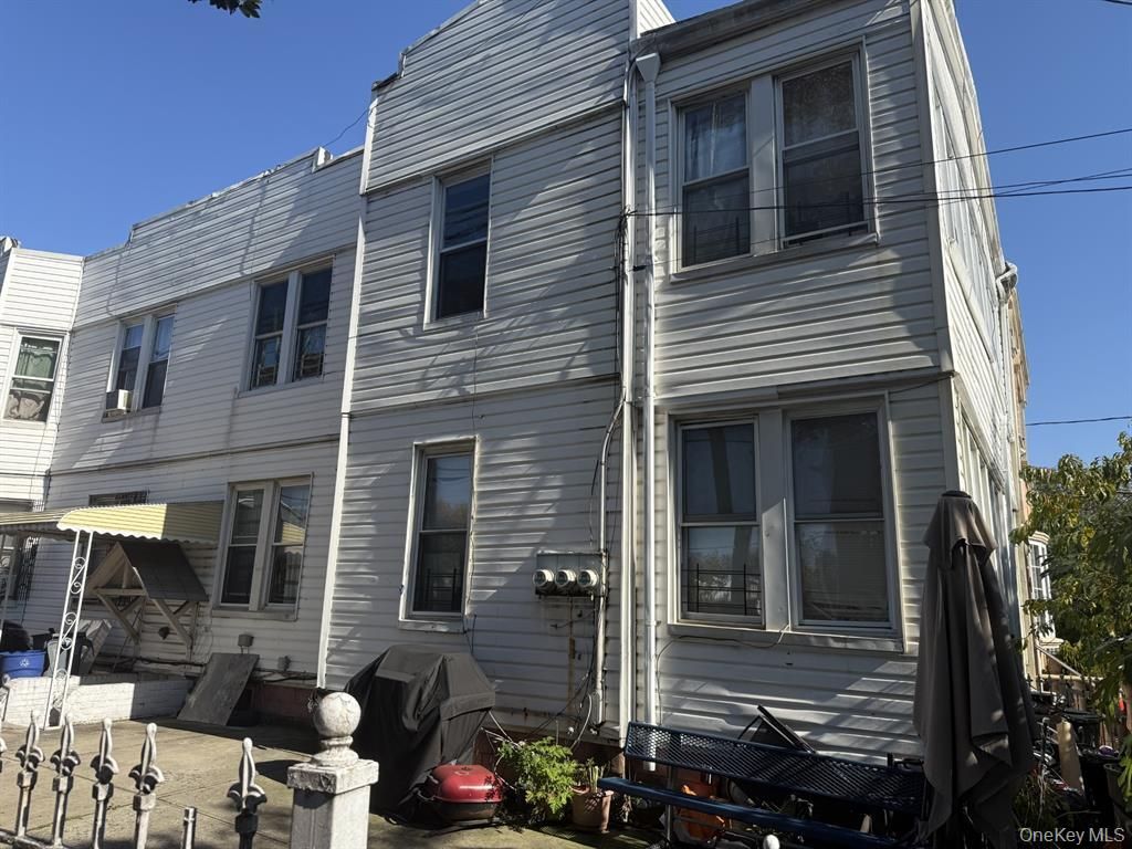 289 Etna Street, Brooklyn, NY 11208 — photo 2